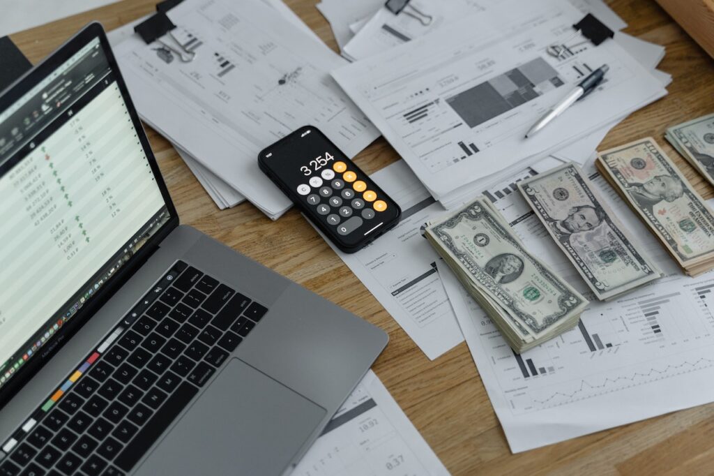 What Is The Difference Between Asset Turnover Ratio And ROA
